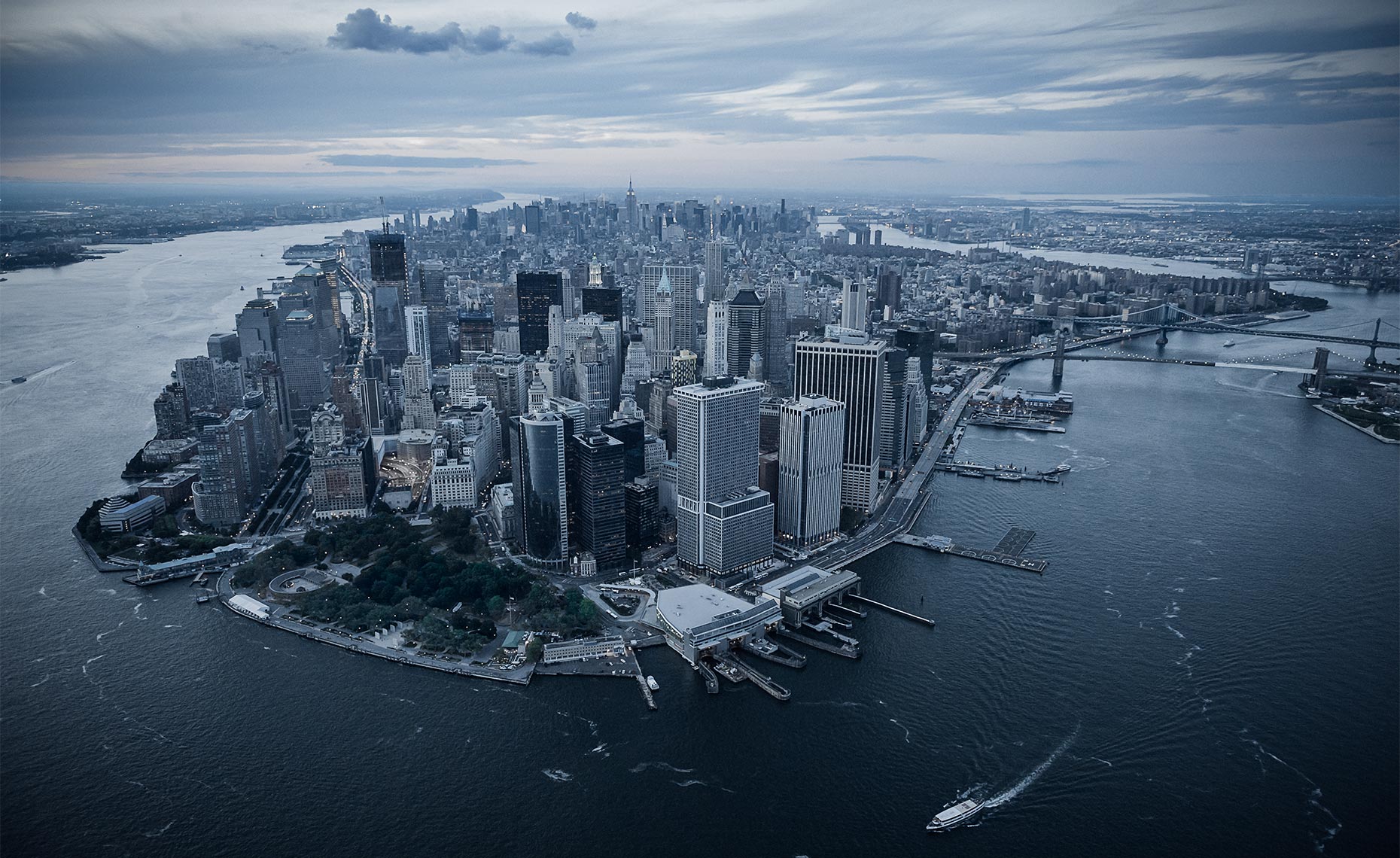 Aerial-View-of-Manhattan-New-York-Postcard